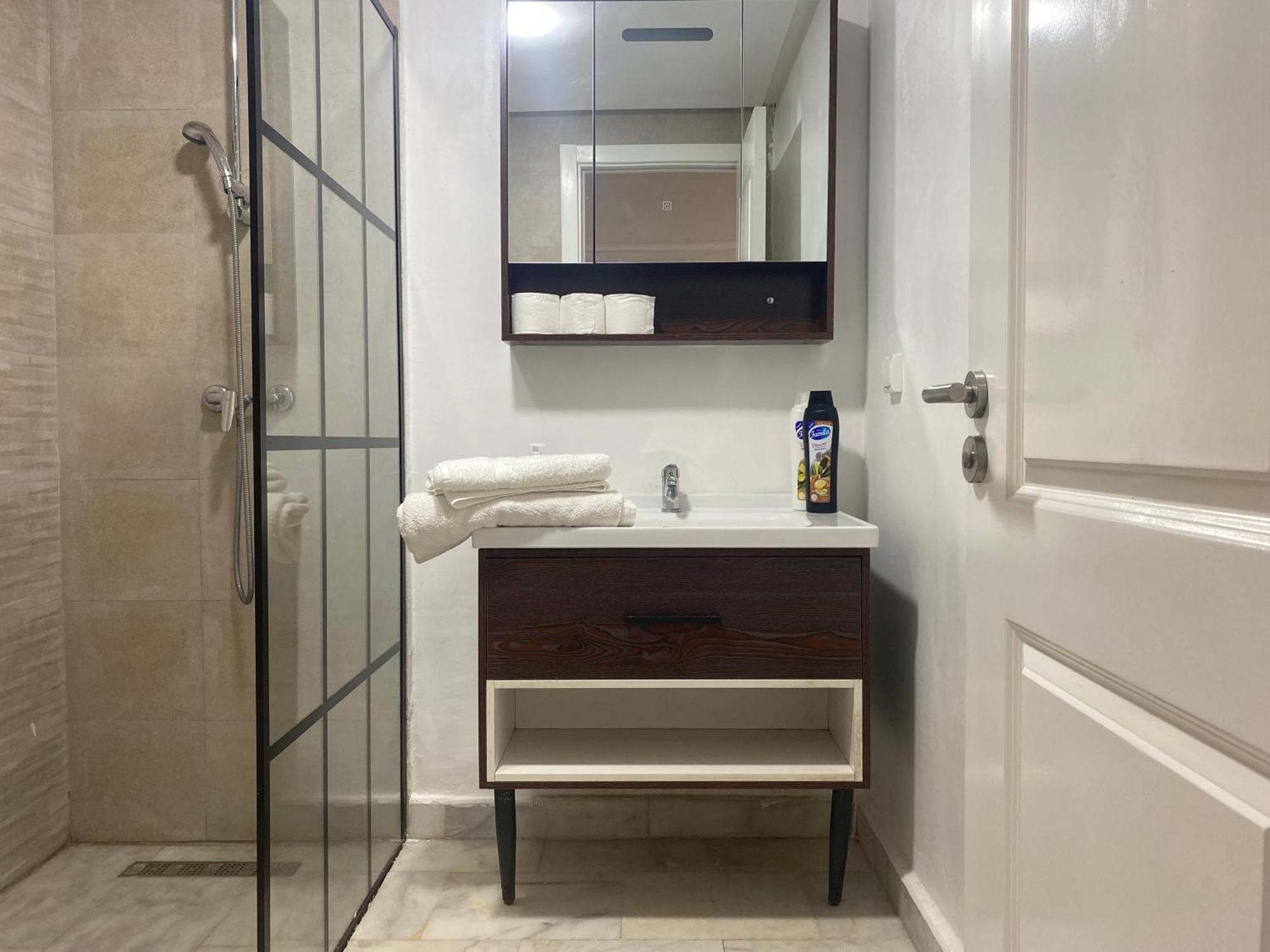 Luxueux 2 Chambres 5 Min De L'Aeroport Casablanca Nouaceur エクステリア 写真